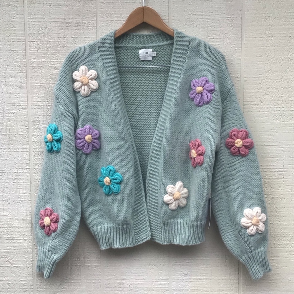 Luna Ivy chunky knit Floral Embroidered Mint Green Sweater
